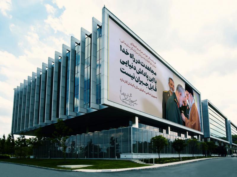 -موکاپ-لایه-باز-بیلبورد-شهری