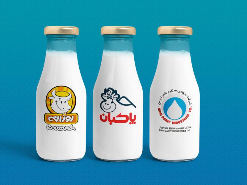 لایه-باز-موکاپ-بطری-شیر
