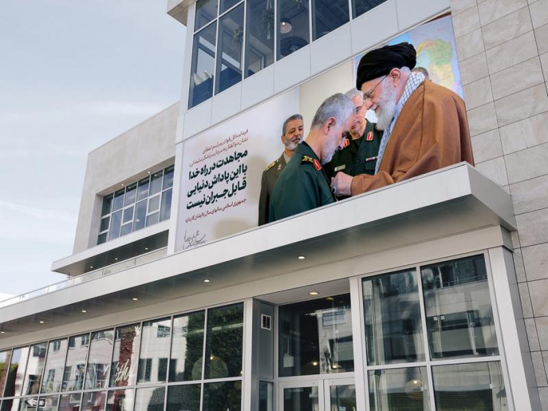 -موکاپ-لایه-باز-بیلبورد-شهری