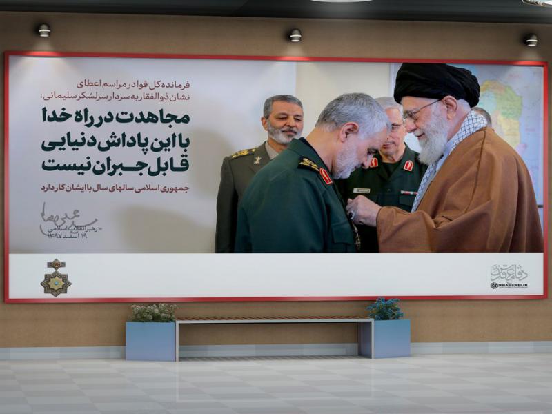 -موکاپ-لایه-باز-بیلبورد-شهری