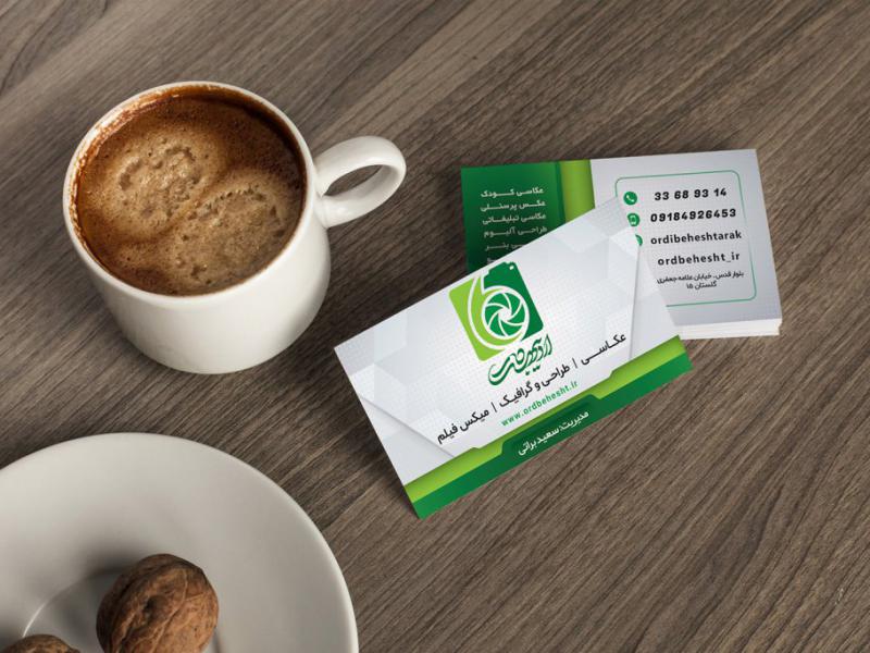 -طرح-لایه-باز-موکاپ-کارت-ویزیت