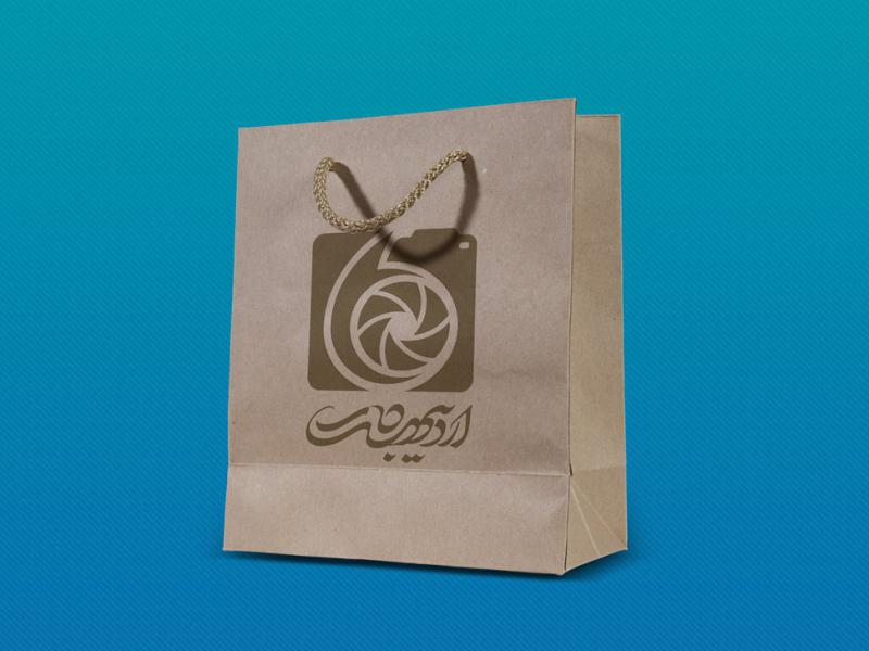 -لایه-باز-موکاپ-پاکت-خرید-و-هدیه