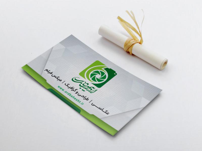 -طرح-لایه-باز-موکاپ-کارت-ویزیت
