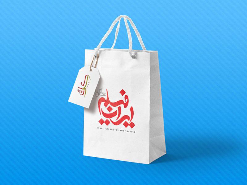 -لایه-باز-موکاپ-پاکت-خرید-و-هدیه