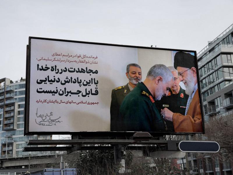 -موکاپ-لایه-باز-بیلبورد-شهری