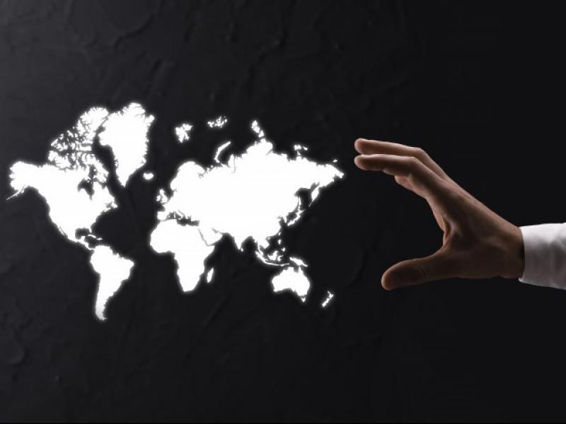 دانلود-عکس-با-کیفیت-زمین
