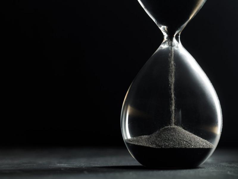 دانلود-عکس-با-کیفیت-ساعت-شنی