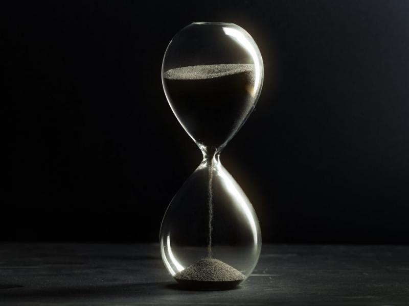 دانلود-عکس-با-کیفیت-ساعت-شنی
