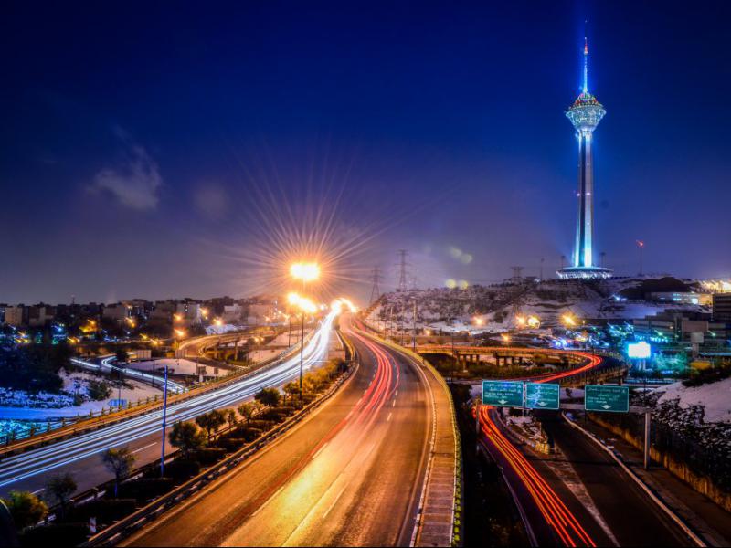 دانلود-عکس-با-کیفیت-برج-میلاد