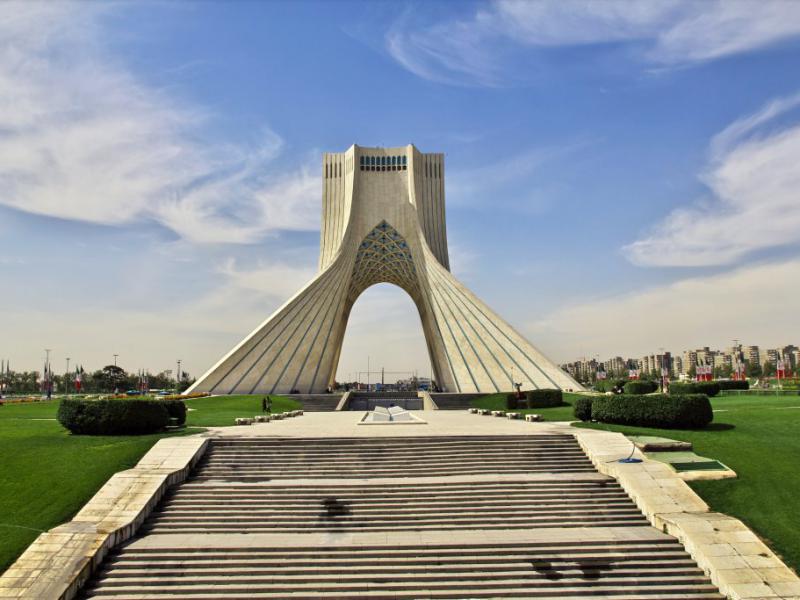 دانلود-عکس-با-کیفیت-برج-آزادی