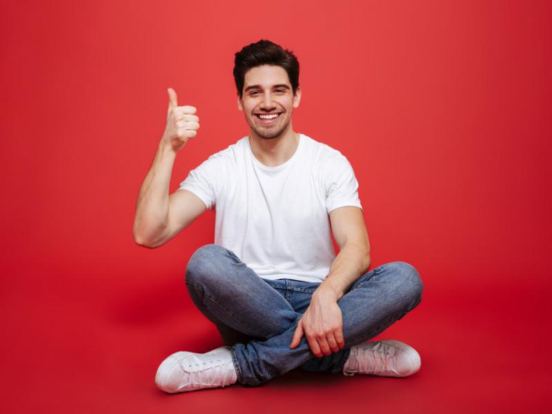 دانلود-عکس-با-کیفیت-عالی-مرد-مناسب-طراحی-تبلیغاتی