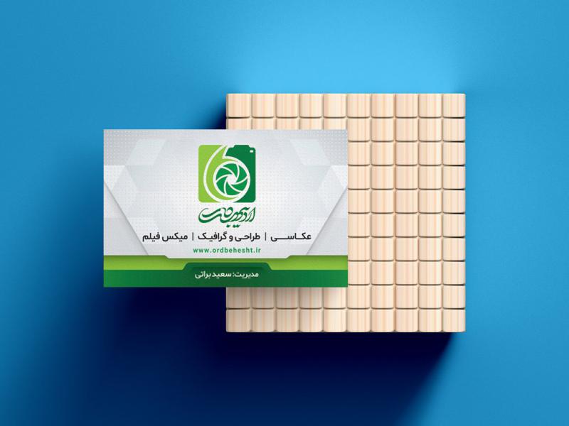 -طرح-لایه-باز-موکاپ-کارت-ویزیت