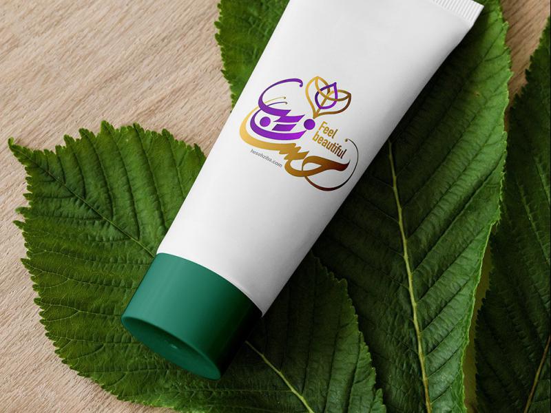 -لایه-باز-موکاپ-لوازم-آرایشی