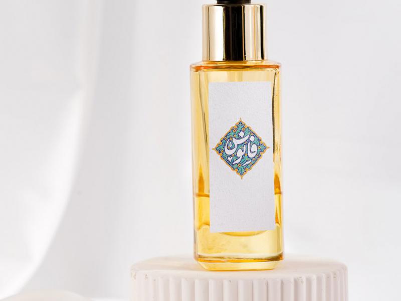 -لایه-باز-موکاپ-لوازم-آرایشی