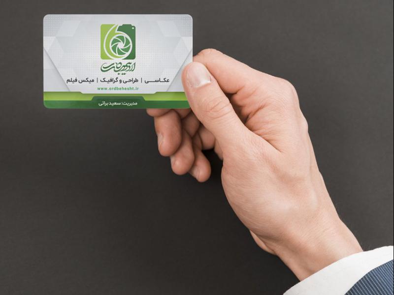 -طرح-لایه-باز-موکاپ-کارت-ویزیت