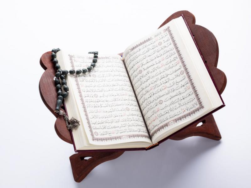 دانلود-عکس-با-کیفیت-عالی-قرآن-کریم