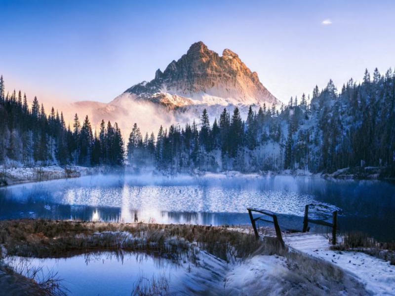 تصویر-منظره-کوهستان-را-با-کیفیت-عالی-دانلود-نمائید
