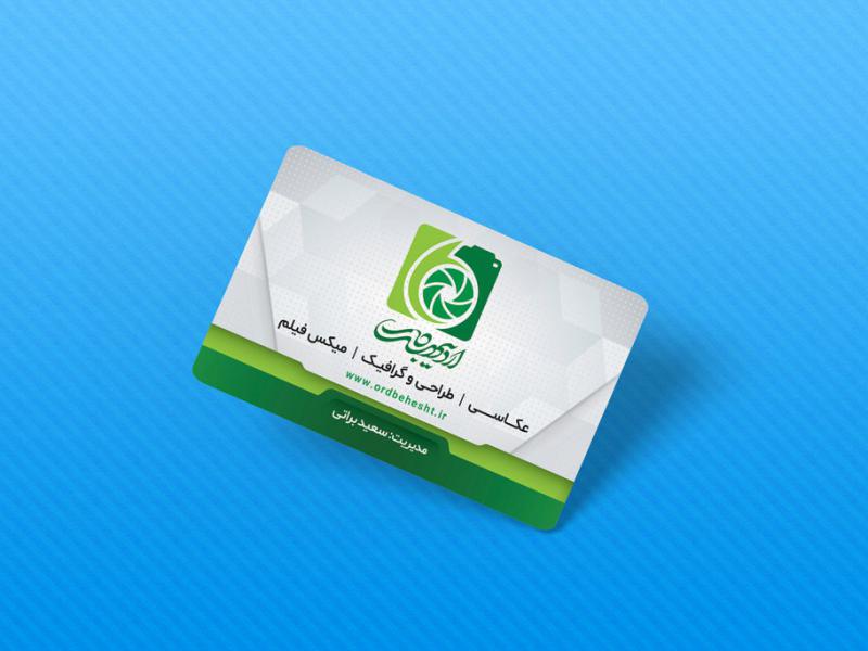 -طرح-لایه-باز-موکاپ-کارت-ویزیت