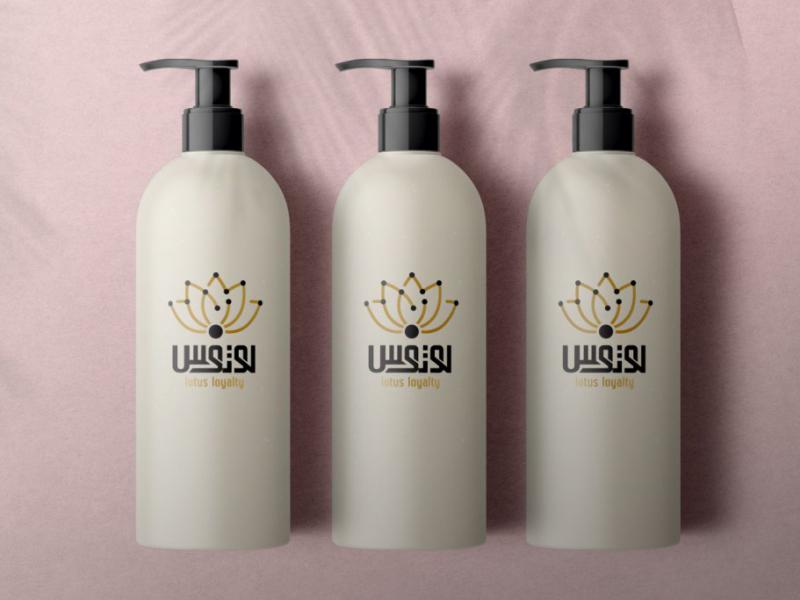 -لایه-باز-موکاپ-لوازم-آرایشی