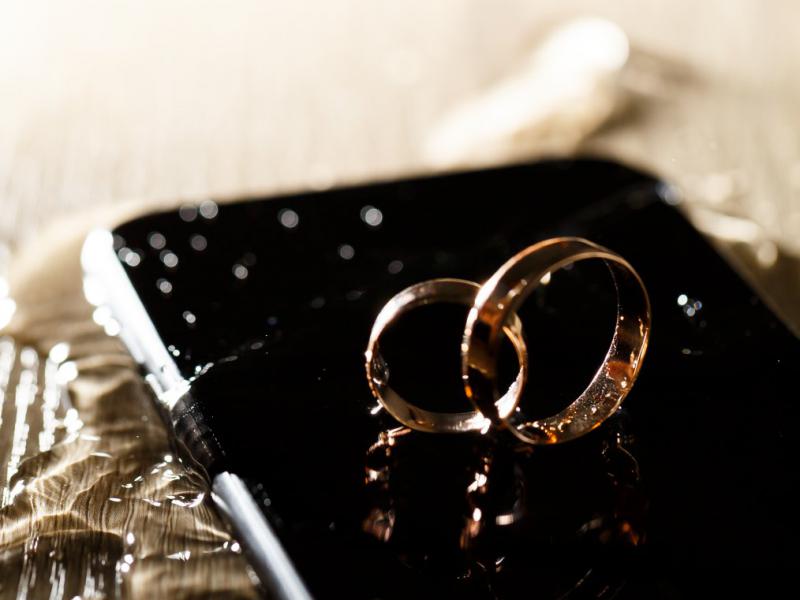 دانلود-عکس-با-کیفیت-عالی-بکگراند-حلقه-ازدواج