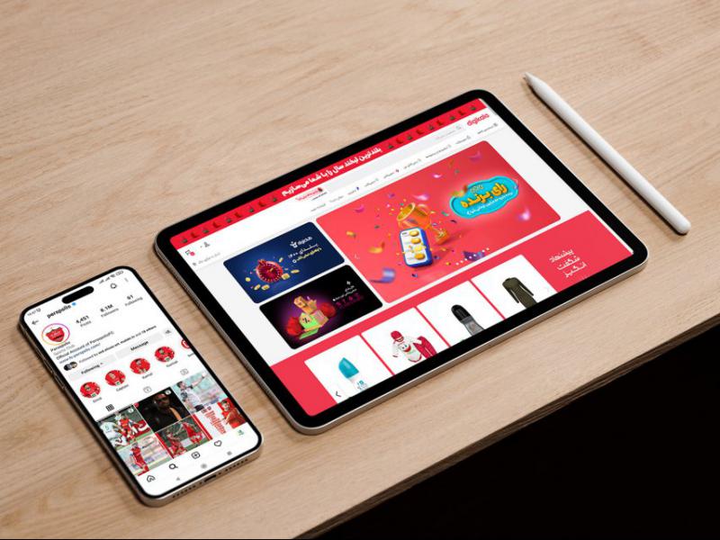-طرح-لایه-باز-موکاپ-تبلت-و-موبایل