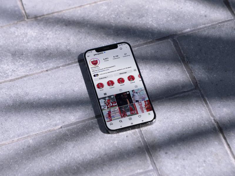-طرح-لایه-باز-موکاپ-موبایل