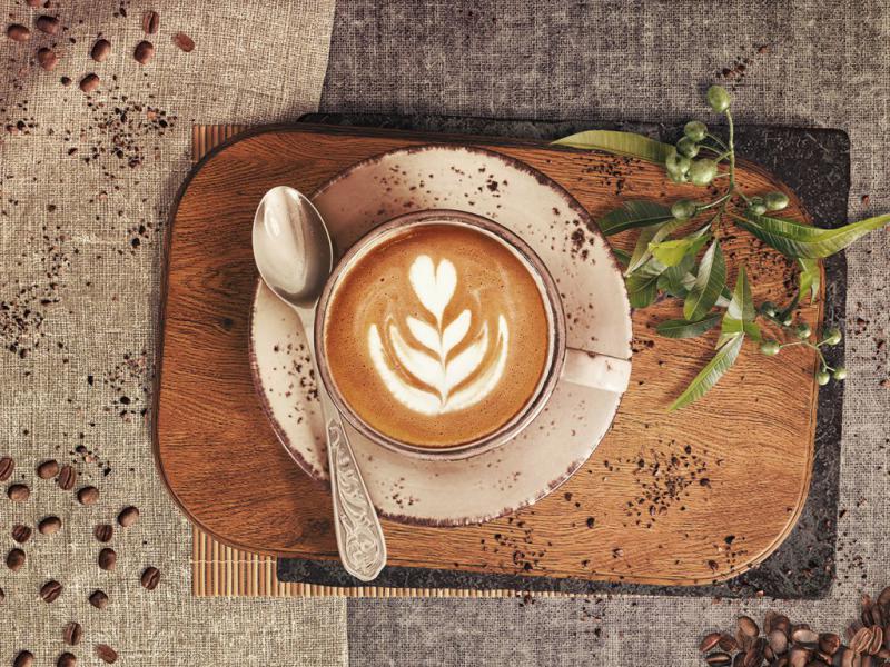 -لایه-باز-موکاپ-قهوه-و-کاپوچینو