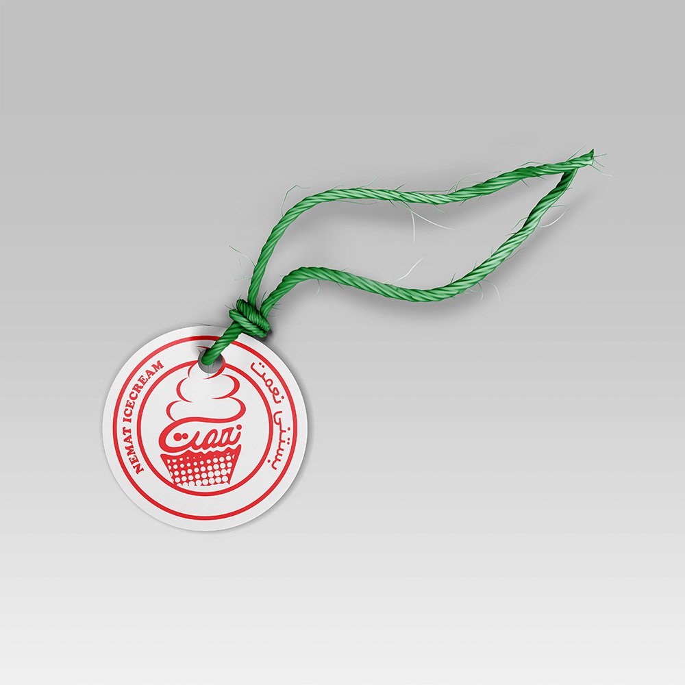 طرح لایه باز موکاپ اتیکت سه بعدی