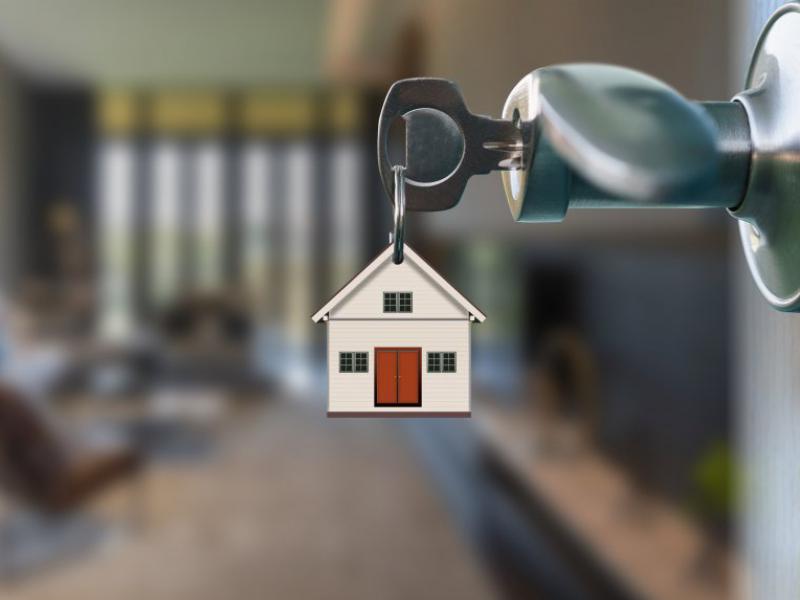 دانلود-عکس-با-کیفیت-عالی-مشاور-املاک