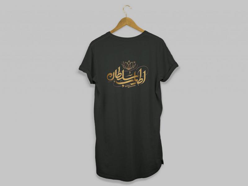 -طرح-لایه-باز-موکاپ-لباس