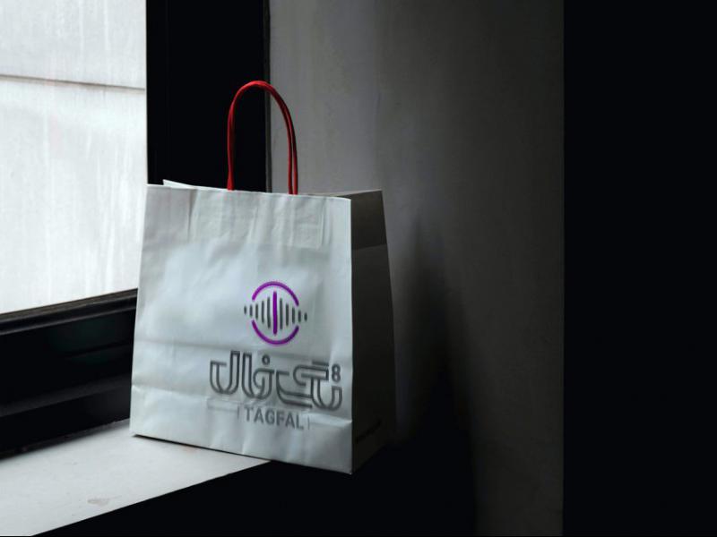 -لایه-باز-موکاپ-پاکت-خرید-و-هدیه