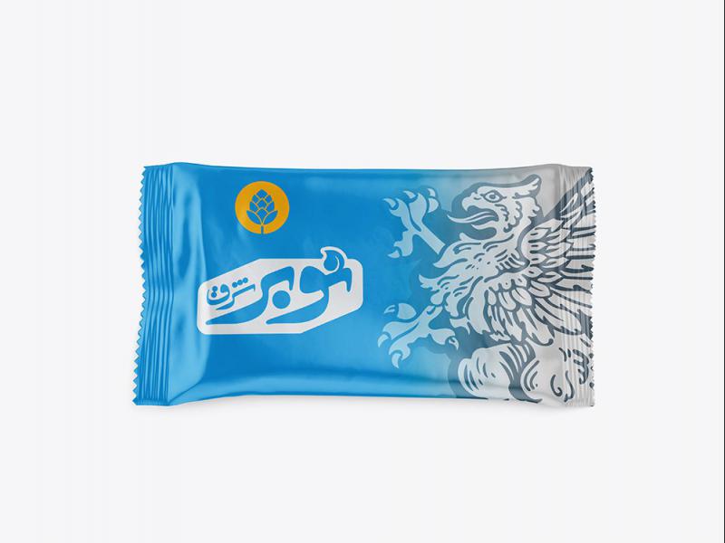 -لایه-باز-موکاپ-بسته-کیک-و-ویفر