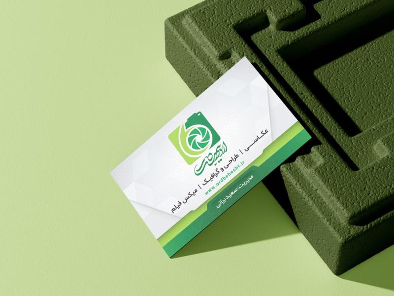 -طرح-لایه-باز-موکاپ-کارت-ویزیت