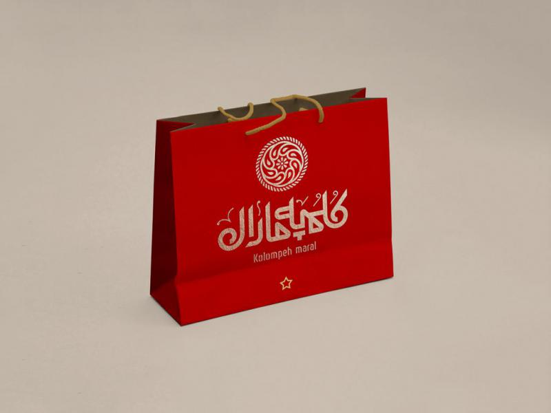 -لایه-باز-موکاپ-پاکت-خرید-و-هدیه