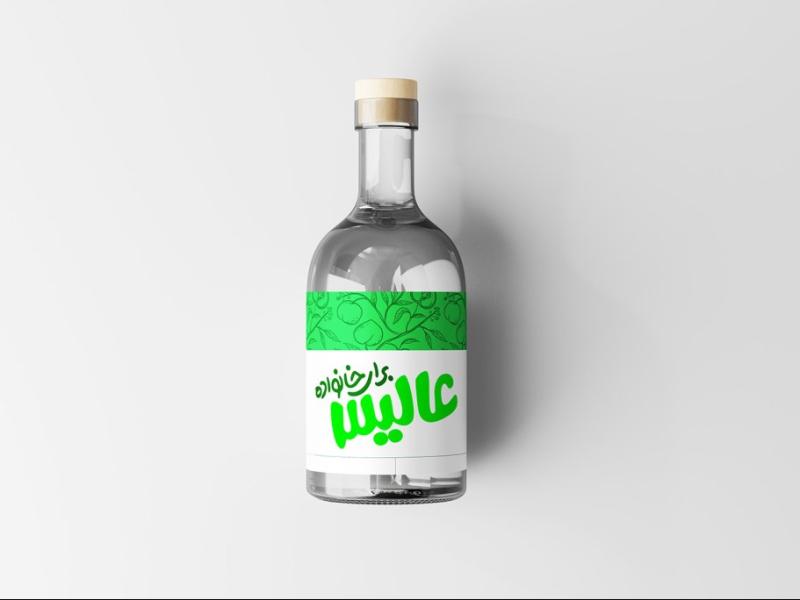 -لایه-باز-موکاپ-بطری-شیشه-ای