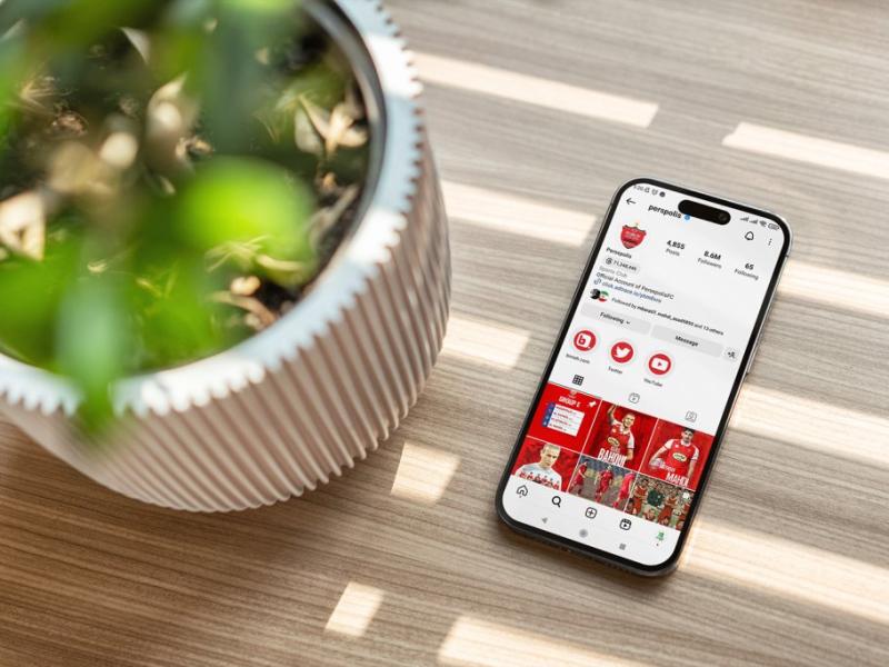 -طرح-لایه-باز-موکاپ-موبایل