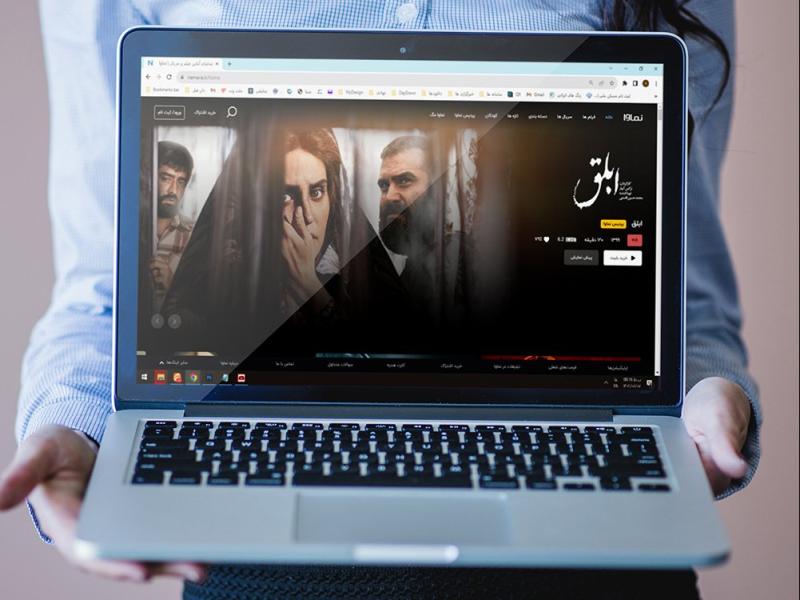-طرح-لایه-باز-موکاپ-لپ-تاپ