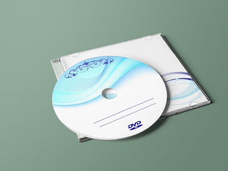 موکاپ-لایه-باز-CD-به-همراه-کاور