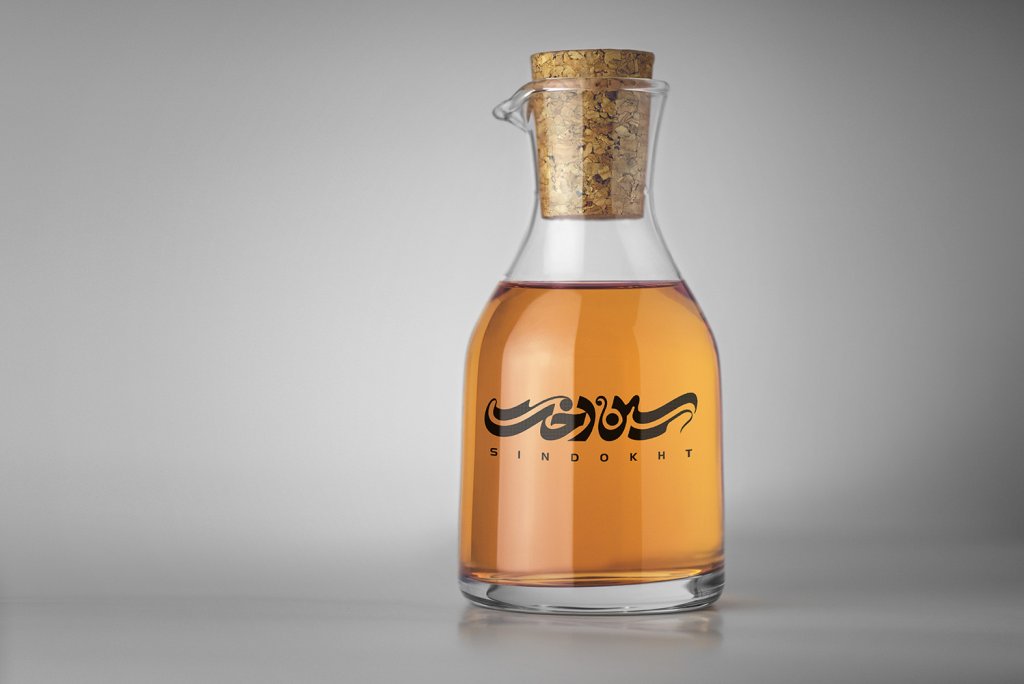  لایه باز موکاپ بطری شیشه ای