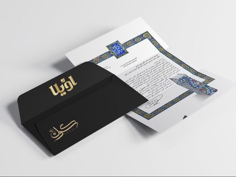 -موکاپ-لایه-باز-پوستر-و-کاغذ