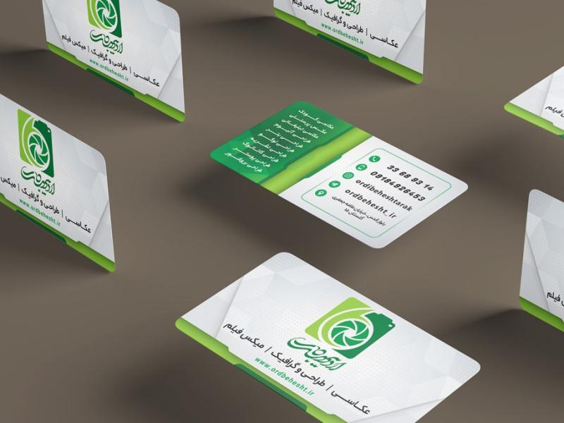 -طرح-لایه-باز-موکاپ-کارت-ویزیت