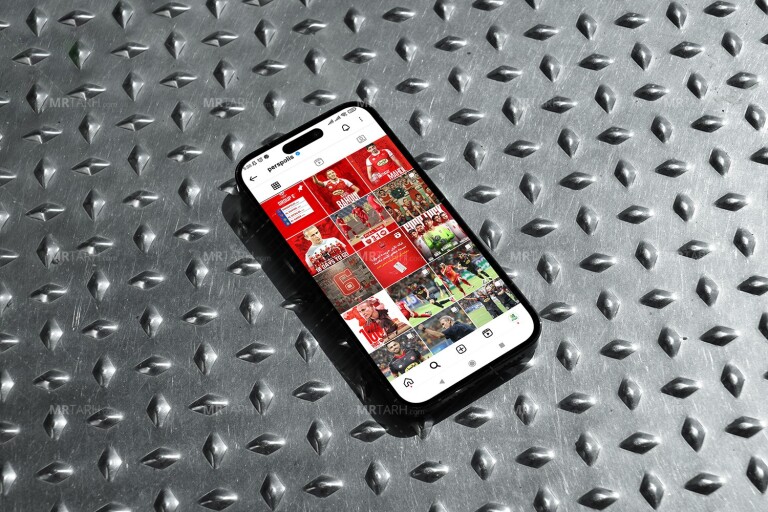 موکاپ-لایه-باز-موبایل