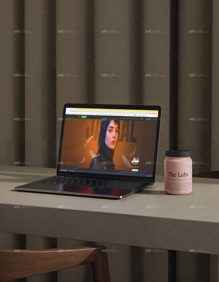 موکاپ-لایه-باز-لپ-تاپ