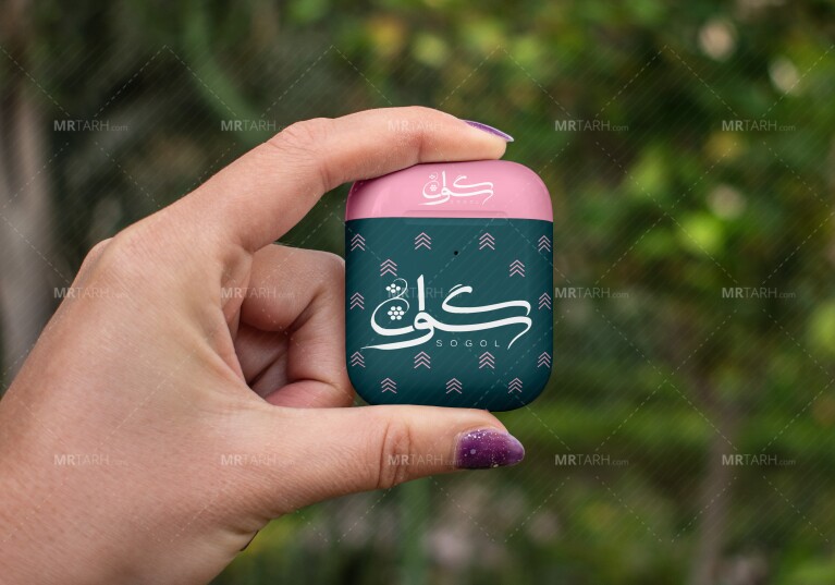 موکاپ-لایه-باز-ایرپاد-تبلیغاتی
