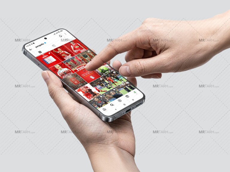 موکاپ-لایه-باز-موبایل-در-دست
