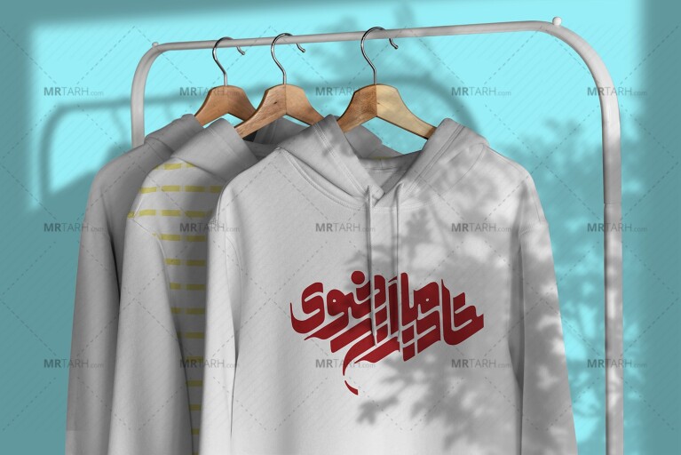 موکاپ-لایه-باز-لباس-هودی